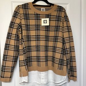 NEW WITH TAGS Anne Klein plaid sweater